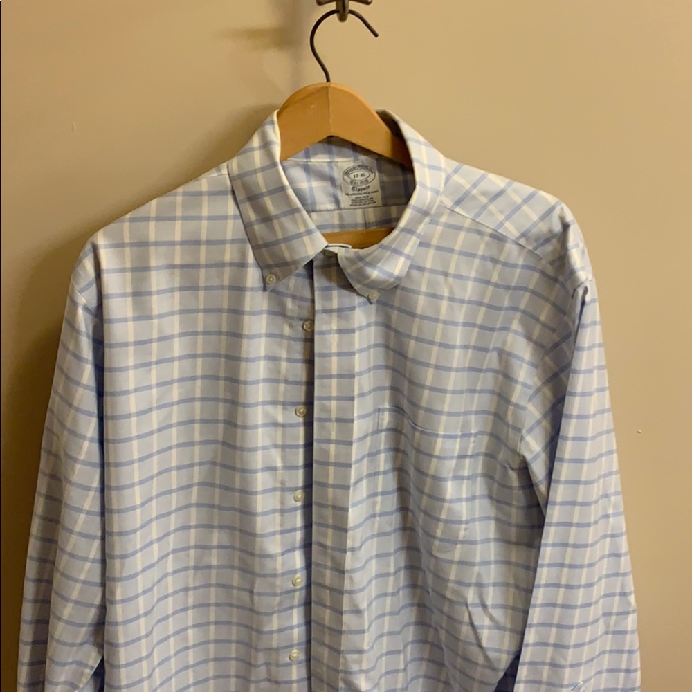 Men’s blue checkered shirt